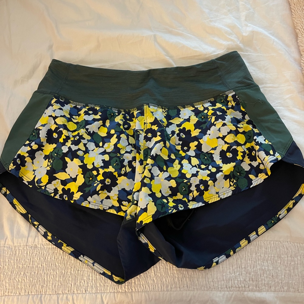 Outdoor voices Hudson shorts RARE